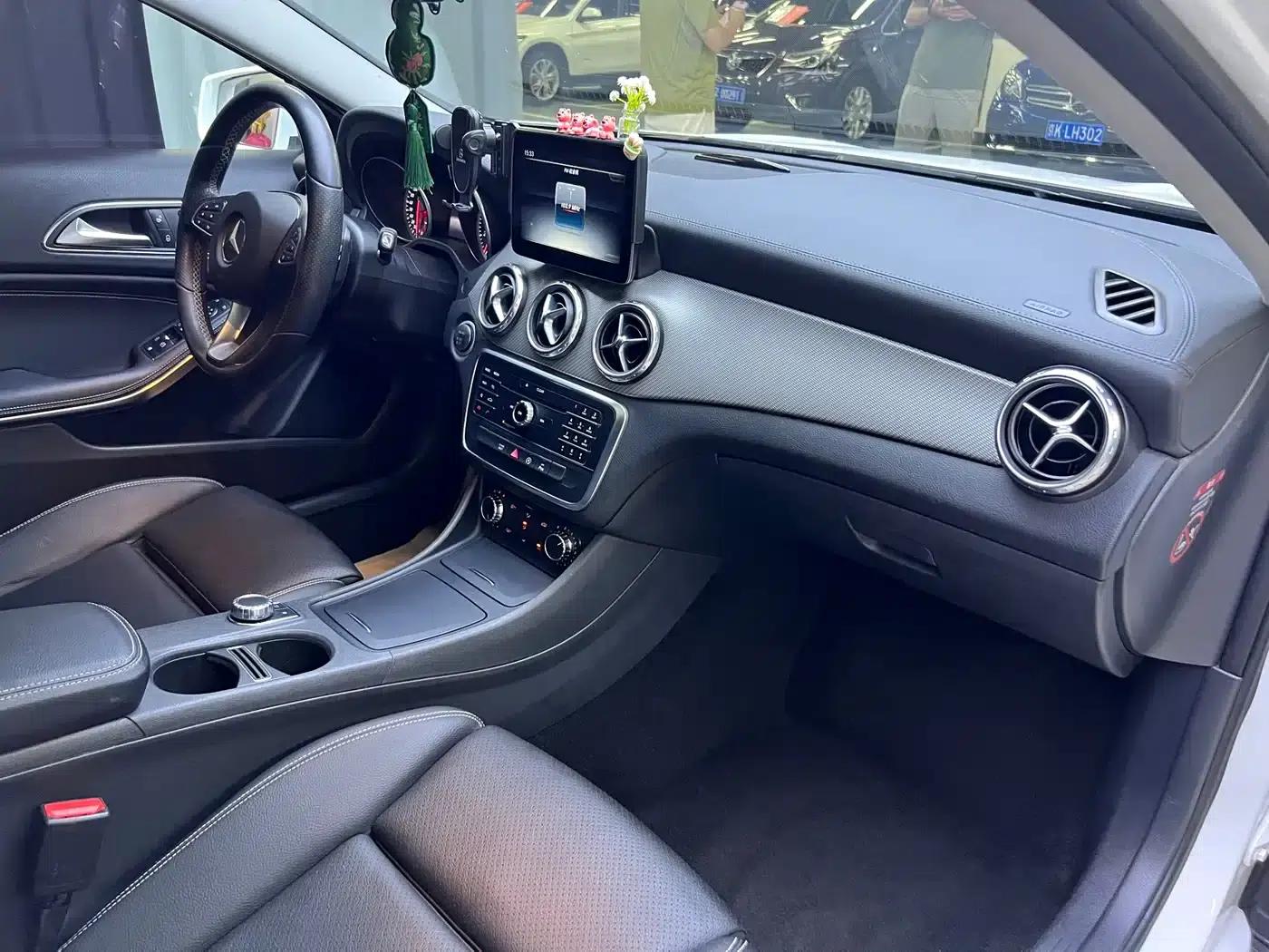 2016 Mercedes-Benz GLA 200 Fashion Edition — миниатюра 12