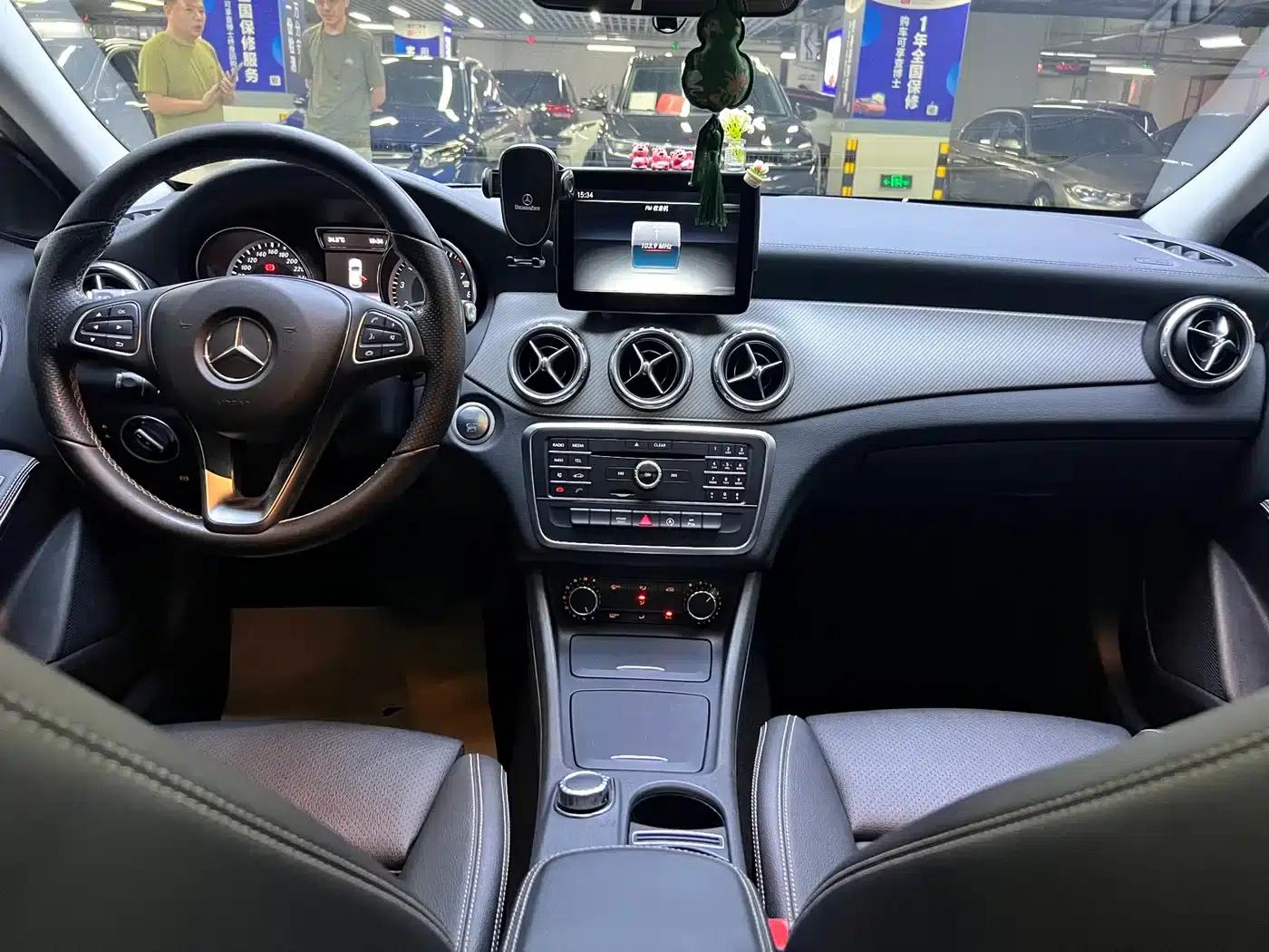 2016 Mercedes-Benz GLA 200 Fashion Edition — миниатюра 15