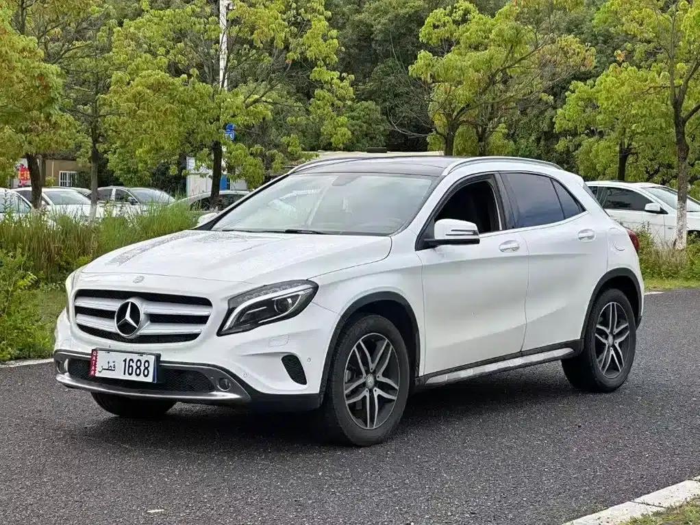 2015 Mercedes-Benz GLA 200 Fashion Edition — миниатюра 3