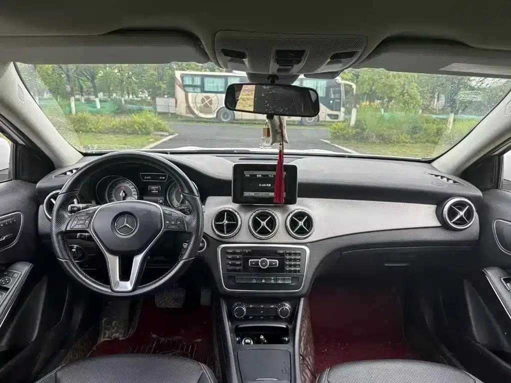 2015 Mercedes-Benz GLA 200 Fashion Edition — миниатюра 4
