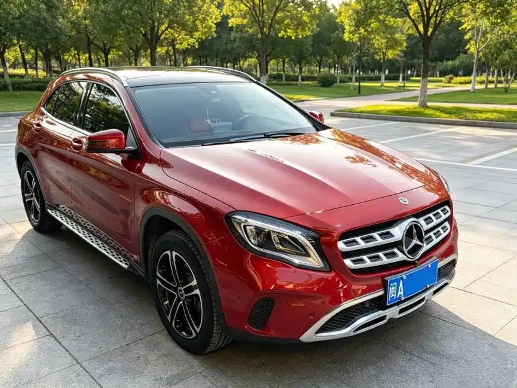 2018 Mercedes-Benz GLA 200 Fashion Edition — миниатюра 3