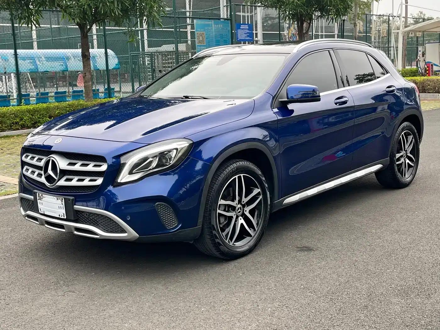 2017 Mercedes-Benz GLA 200 Fashion Edition — миниатюра 1
