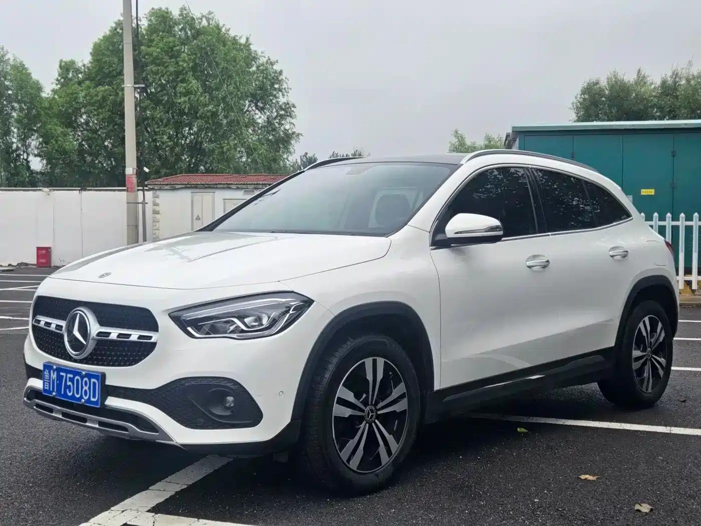 2022 Mercedes-Benz GLA 200 — миниатюра 1