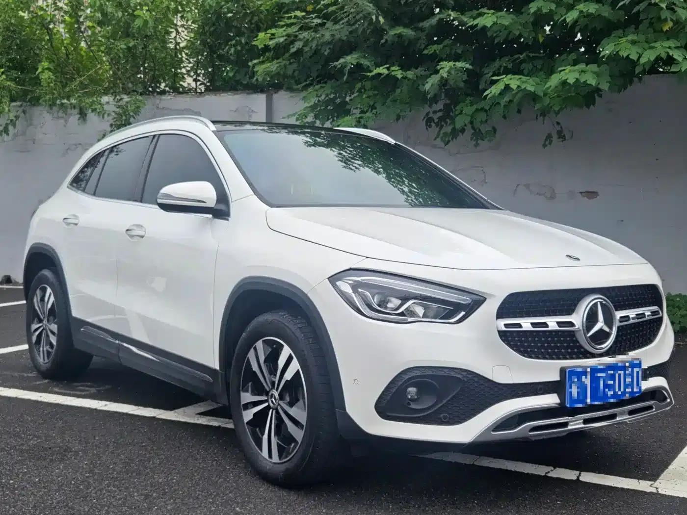 2022 Mercedes-Benz GLA 200 — миниатюра 3