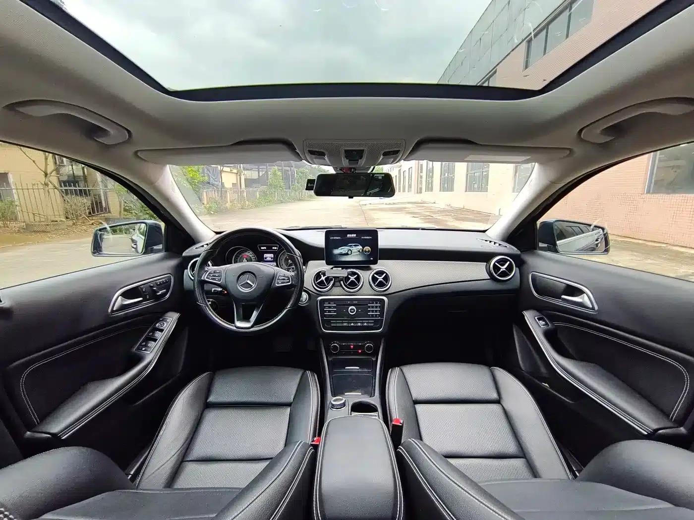 2016 Mercedes-Benz GLA 200 Dynamic — миниатюра 12