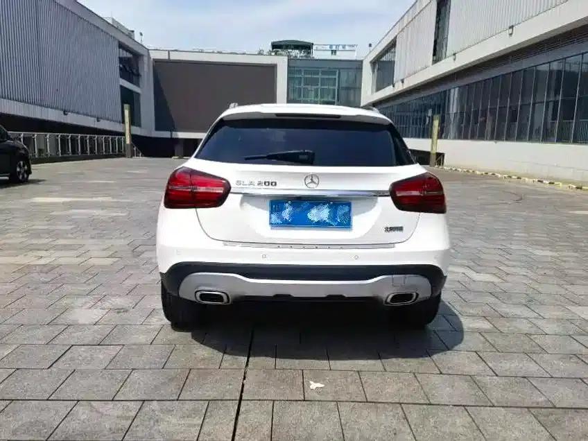 2017 Mercedes-Benz GLA 200 Fashion Edition — миниатюра 4