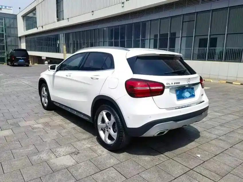2017 Mercedes-Benz GLA 200 Fashion Edition — миниатюра 5