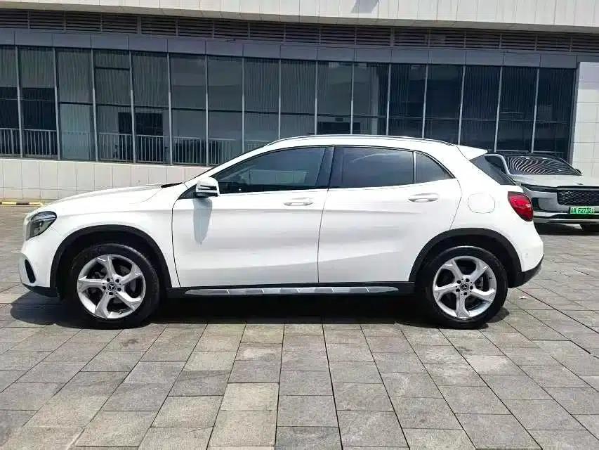 2017 Mercedes-Benz GLA 200 Fashion Edition — миниатюра 9