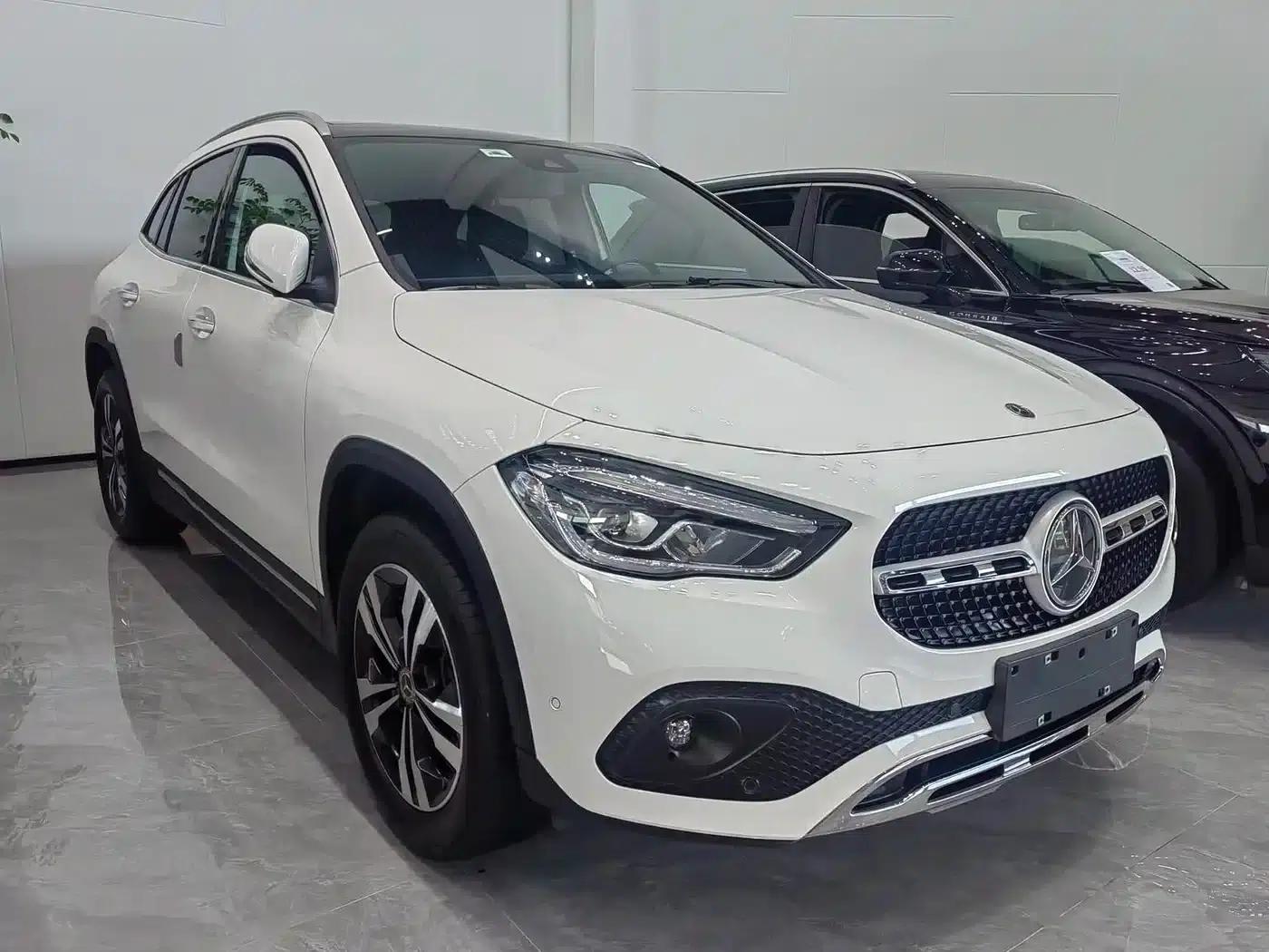 2023 Mercedes-Benz GLA 220 — миниатюра 2
