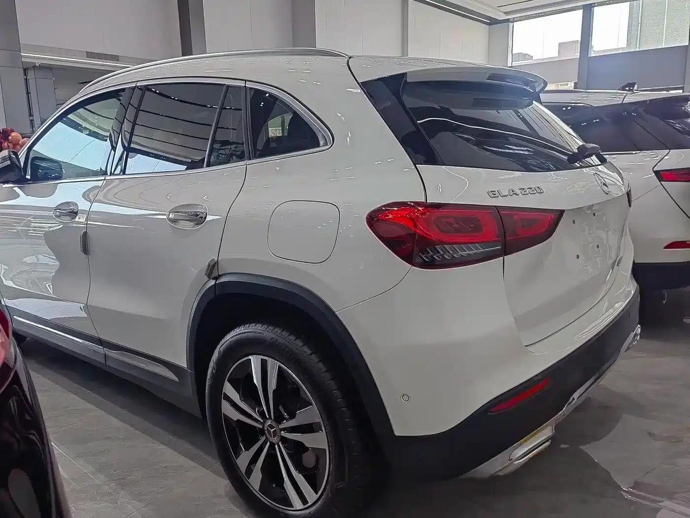 2023 Mercedes-Benz GLA 220 — миниатюра 5