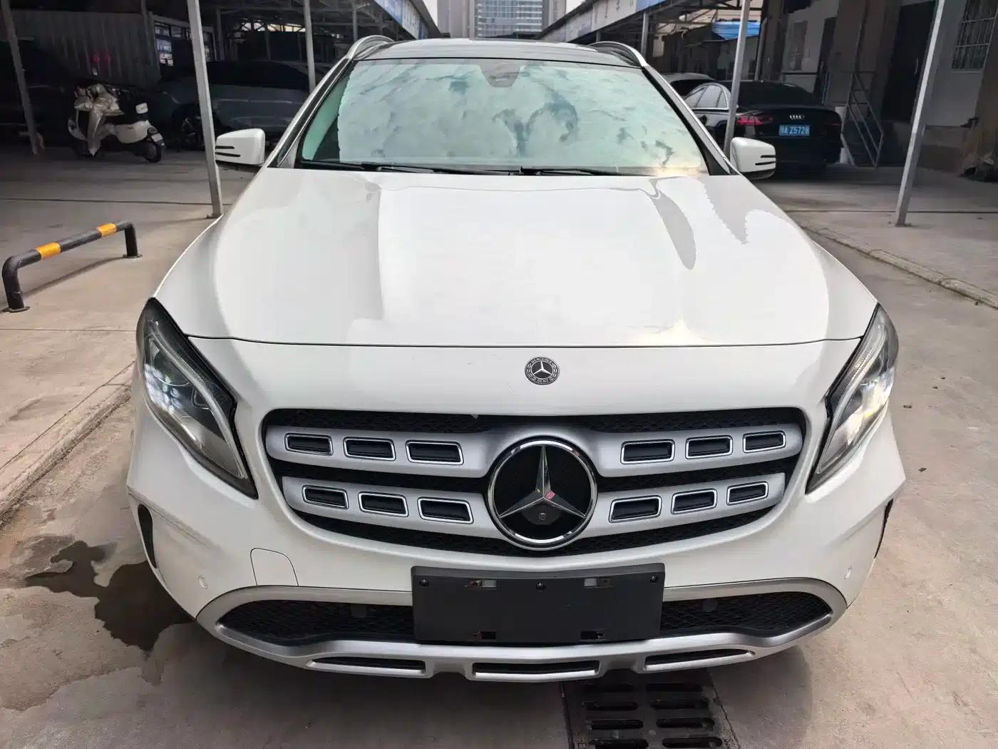 2017 Mercedes-Benz GLA 200 Fashion Edition — миниатюра 2