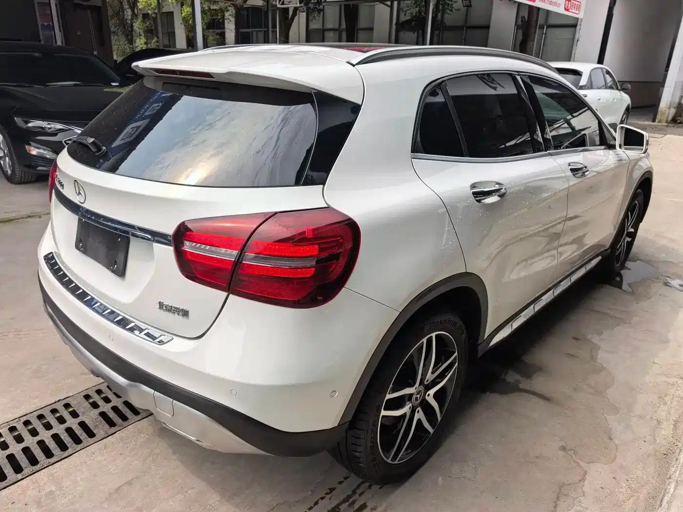 2017 Mercedes-Benz GLA 200 Fashion Edition — миниатюра 15