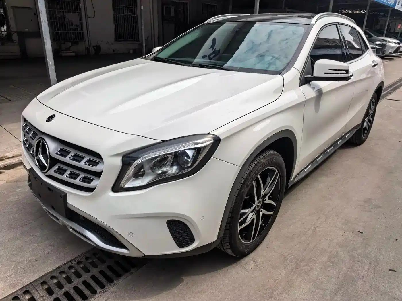 2017 Mercedes-Benz GLA 200 Fashion Edition — миниатюра 3