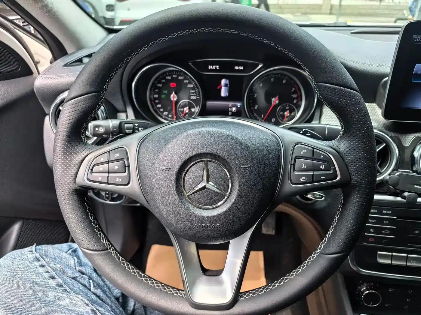2017 Mercedes-Benz GLA 200 Fashion Edition — миниатюра 8