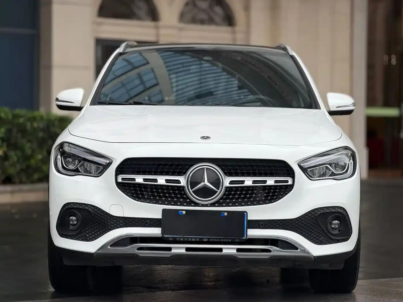2022 Mercedes-Benz GLA 200 — миниатюра 2