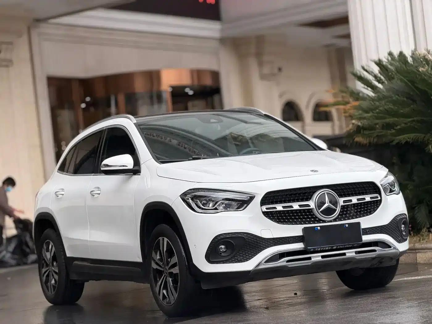 2022 Mercedes-Benz GLA 200 — миниатюра 3
