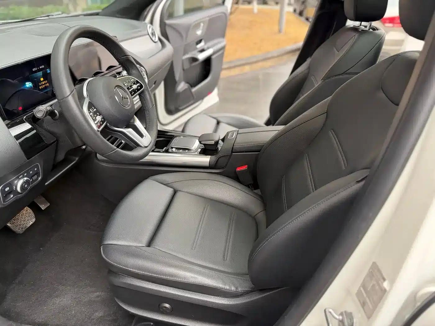 2022 Mercedes-Benz GLA 200 — миниатюра 4