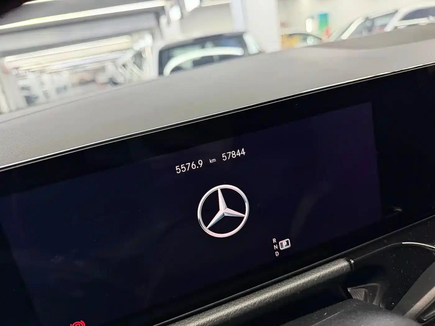 2022 Mercedes-Benz GLA 200 — миниатюра 5