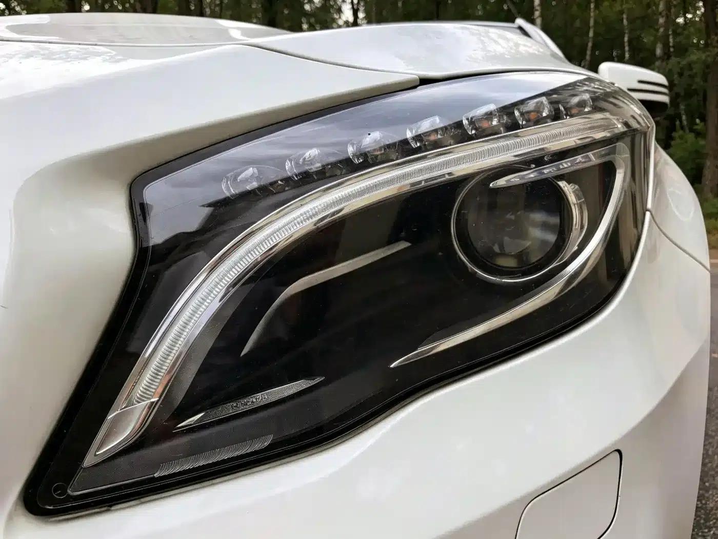 2015 Mercedes-Benz GLA 220 4MATIC Luxury — миниатюра 22