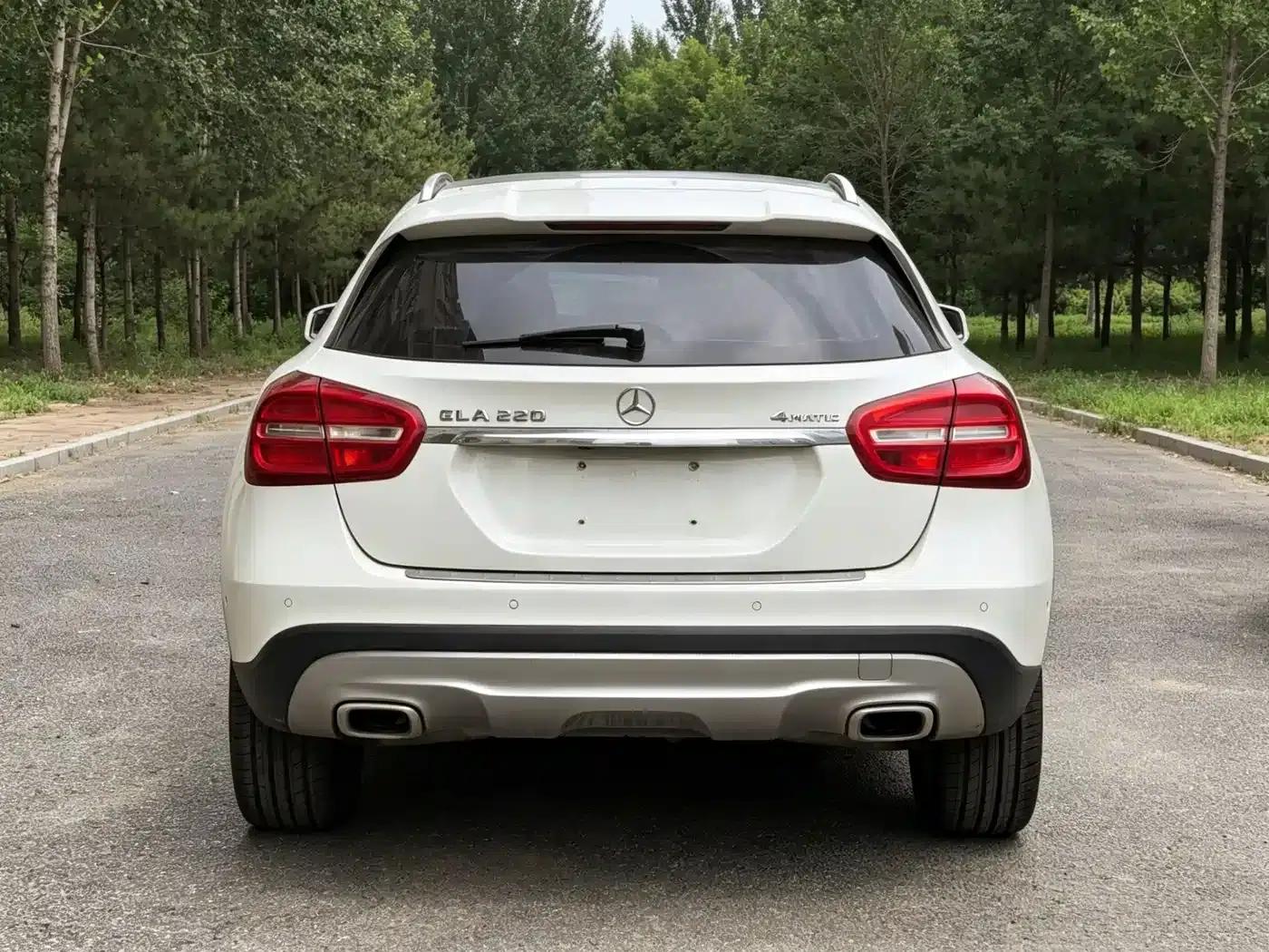 2015 Mercedes-Benz GLA 220 4MATIC Luxury — миниатюра 5