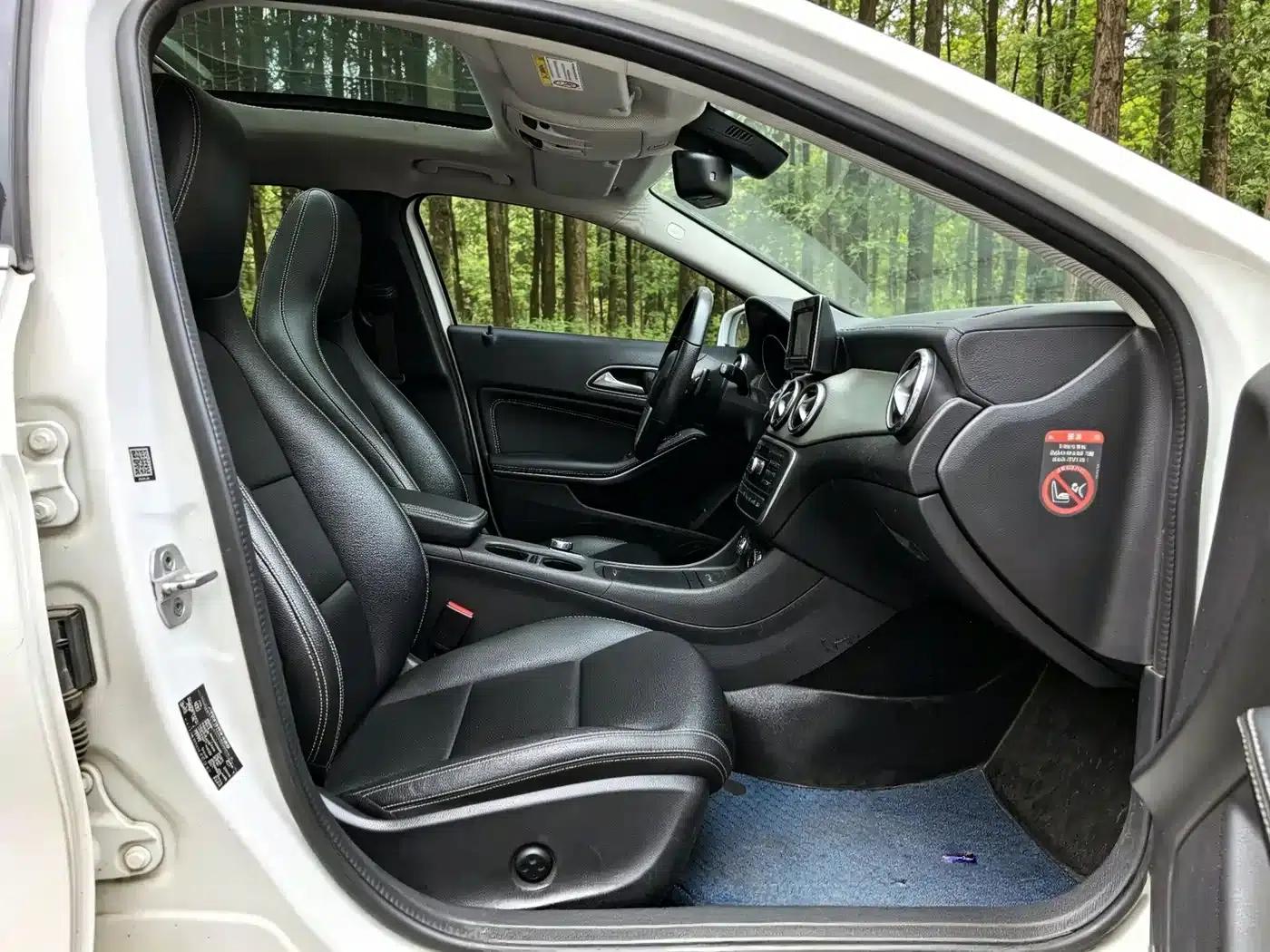 2015 Mercedes-Benz GLA 220 4MATIC Luxury — миниатюра 10