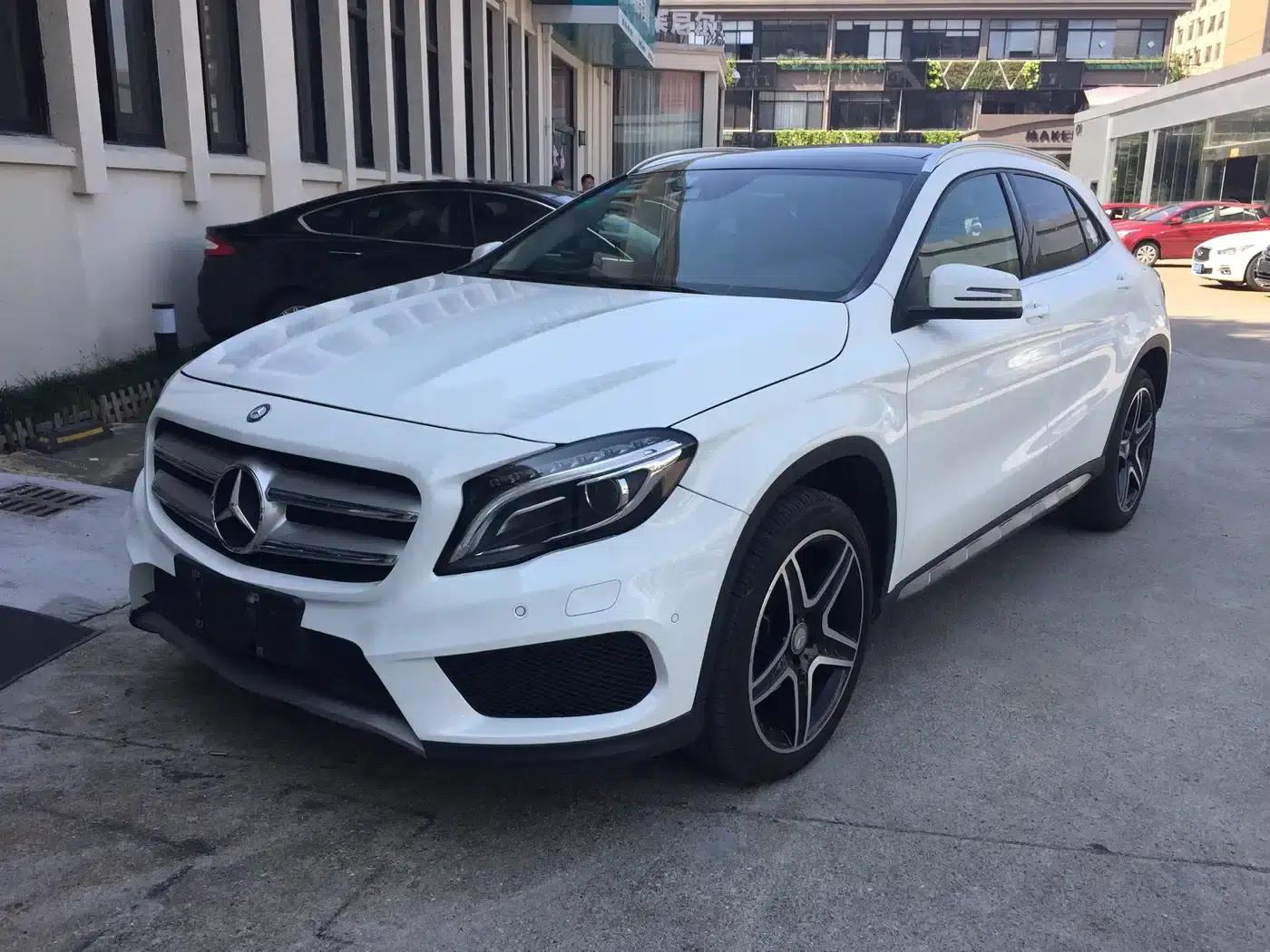 2015 Mercedes-Benz GLA 200 Fashion Edition — миниатюра 1