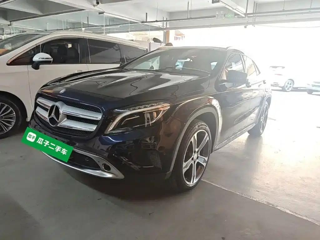2015 Mercedes-Benz GLA 220 4MATIC Luxury — миниатюра 2