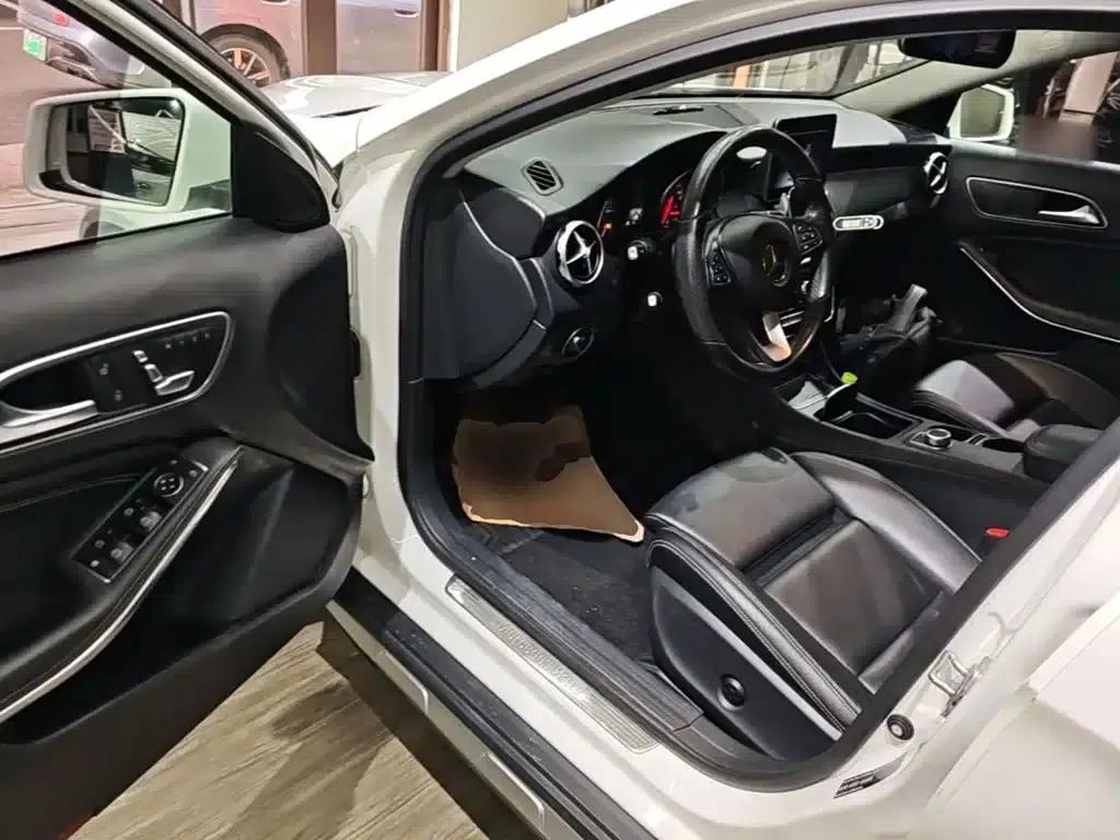 2018 Mercedes-Benz GLA 200 Dynamic — миниатюра 16