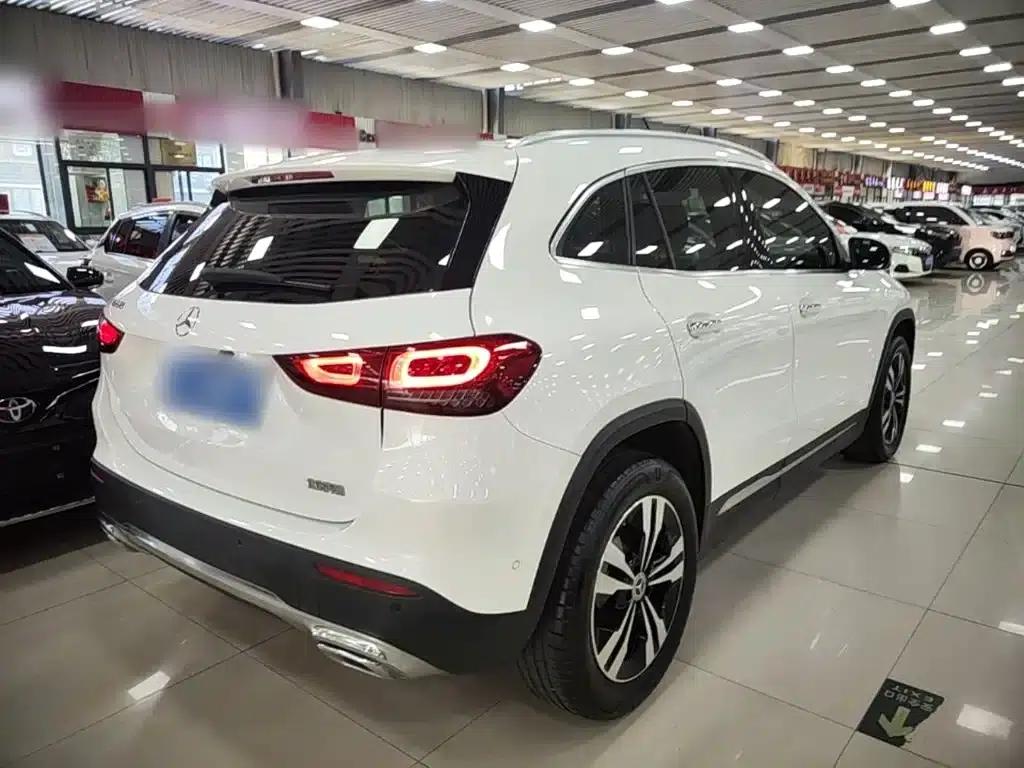 2023 Mercedes-Benz GLA 220 — миниатюра 7