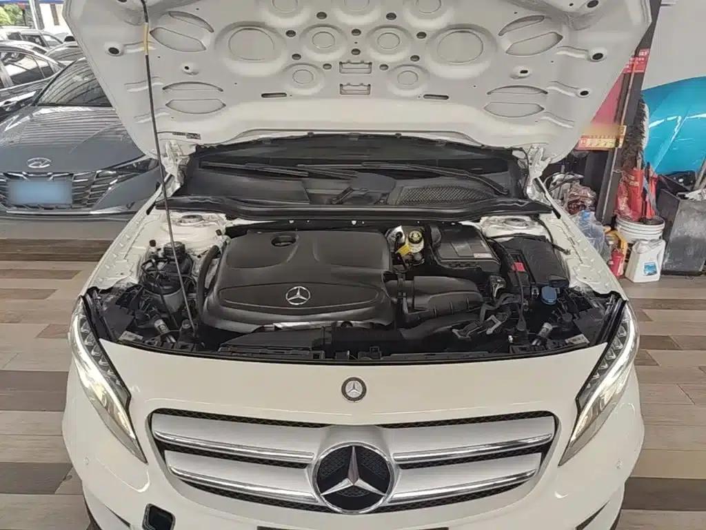Imported Mercedes-Benz GLA 2015 GLA 260 4MATIC — миниатюра 20