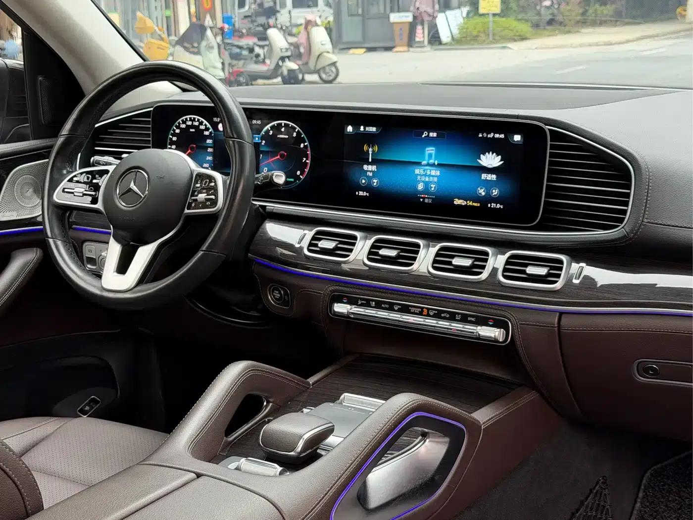 Mercedes-Benz GLS 2021 Facelift GLS 450 4MATIC Fashion Model — миниатюра 22