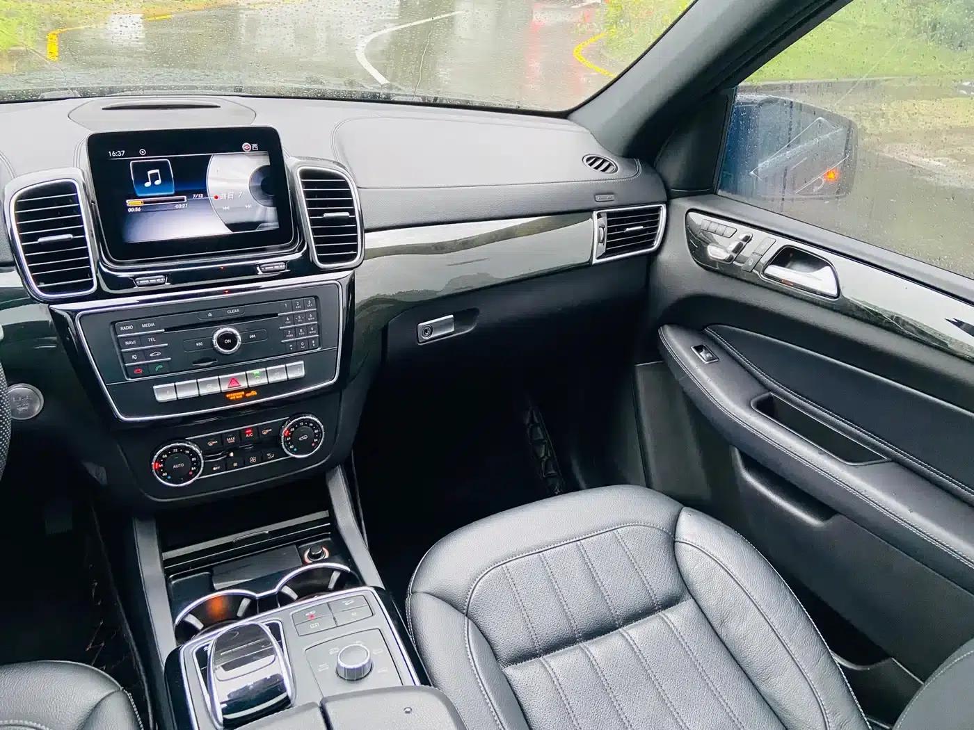 2018 Mercedes-Benz GLS Facelift: GLS 400 4MATIC Dynamic — миниатюра 15