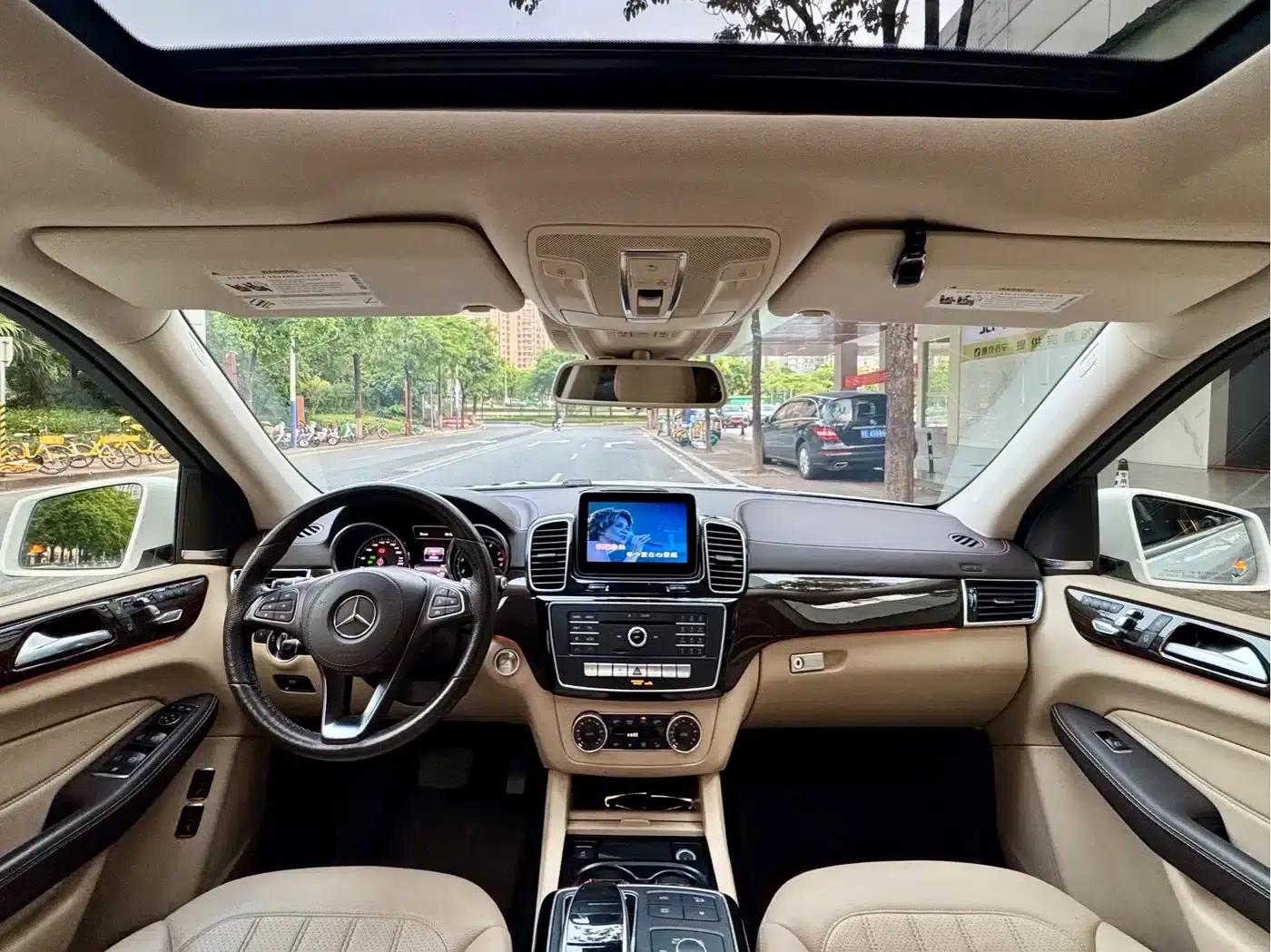 2018 Mercedes-Benz GLS-Class GLS 450 US Spec — миниатюра 12