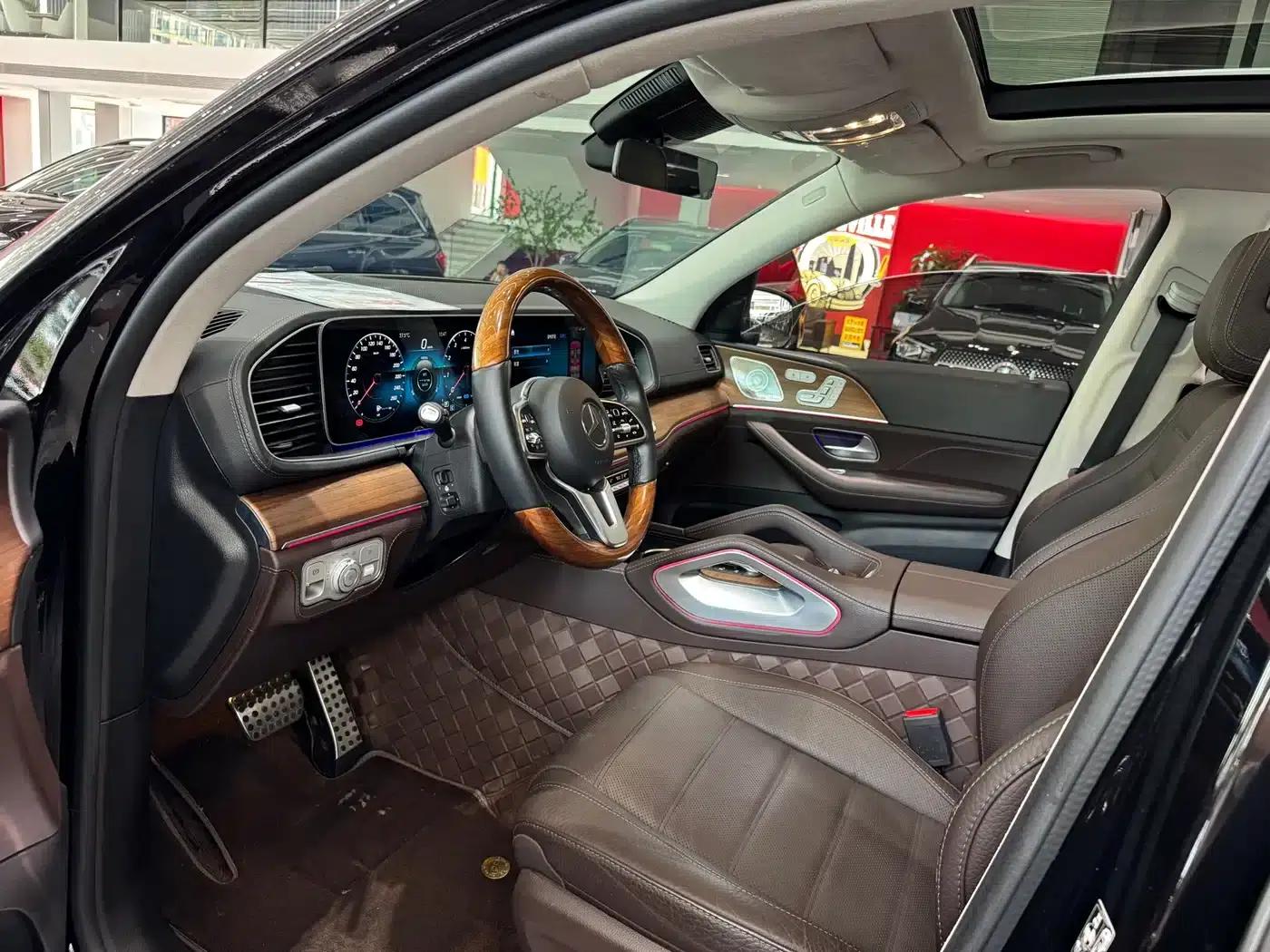 Mercedes-Benz GLS 2023 Facelift - GLS 450 4MATIC Luxury — миниатюра 7