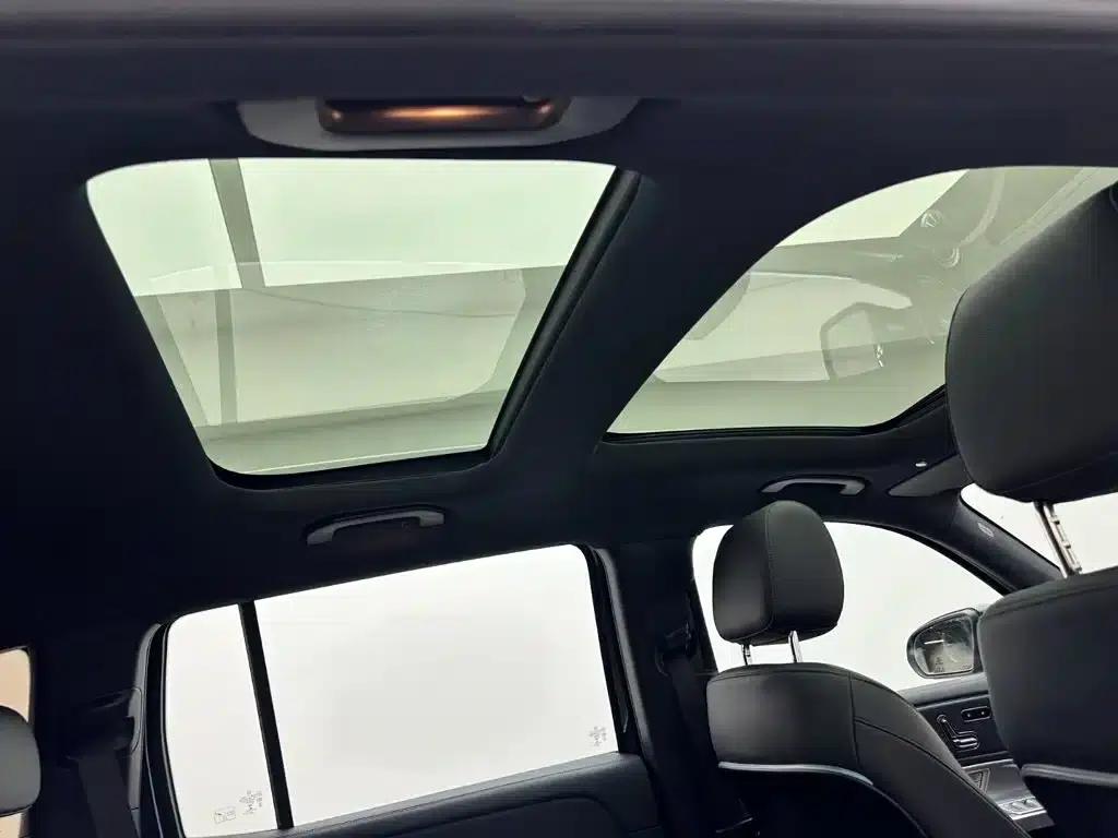 2022 Mercedes-Benz GLB 220 Dynamic — миниатюра 23