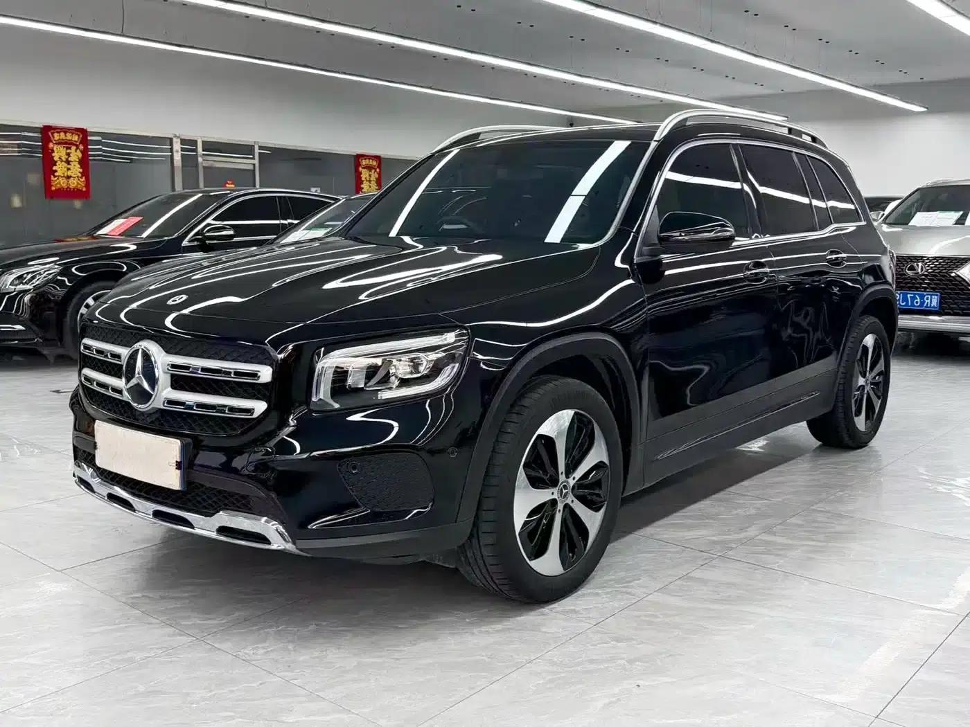Mercedes-Benz GLB 2022 Facelift GLB 200 Fashion Model — миниатюра 1