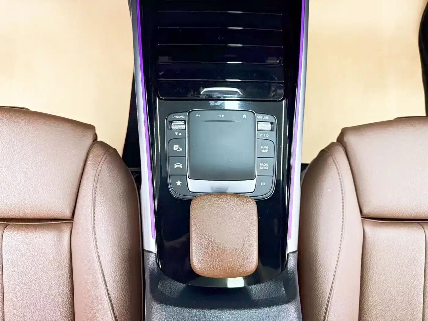 Mercedes-Benz GLB 2022 Facelift GLB 200 Fashion Model — миниатюра 18