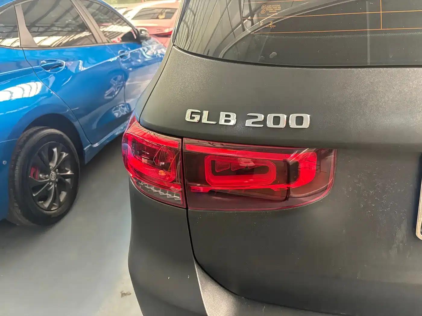 2022 Mercedes-Benz GLB 200 Dynamic — миниатюра 17