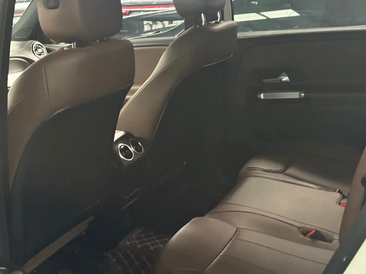 2022 Mercedes-Benz GLB 200 Dynamic — миниатюра 22