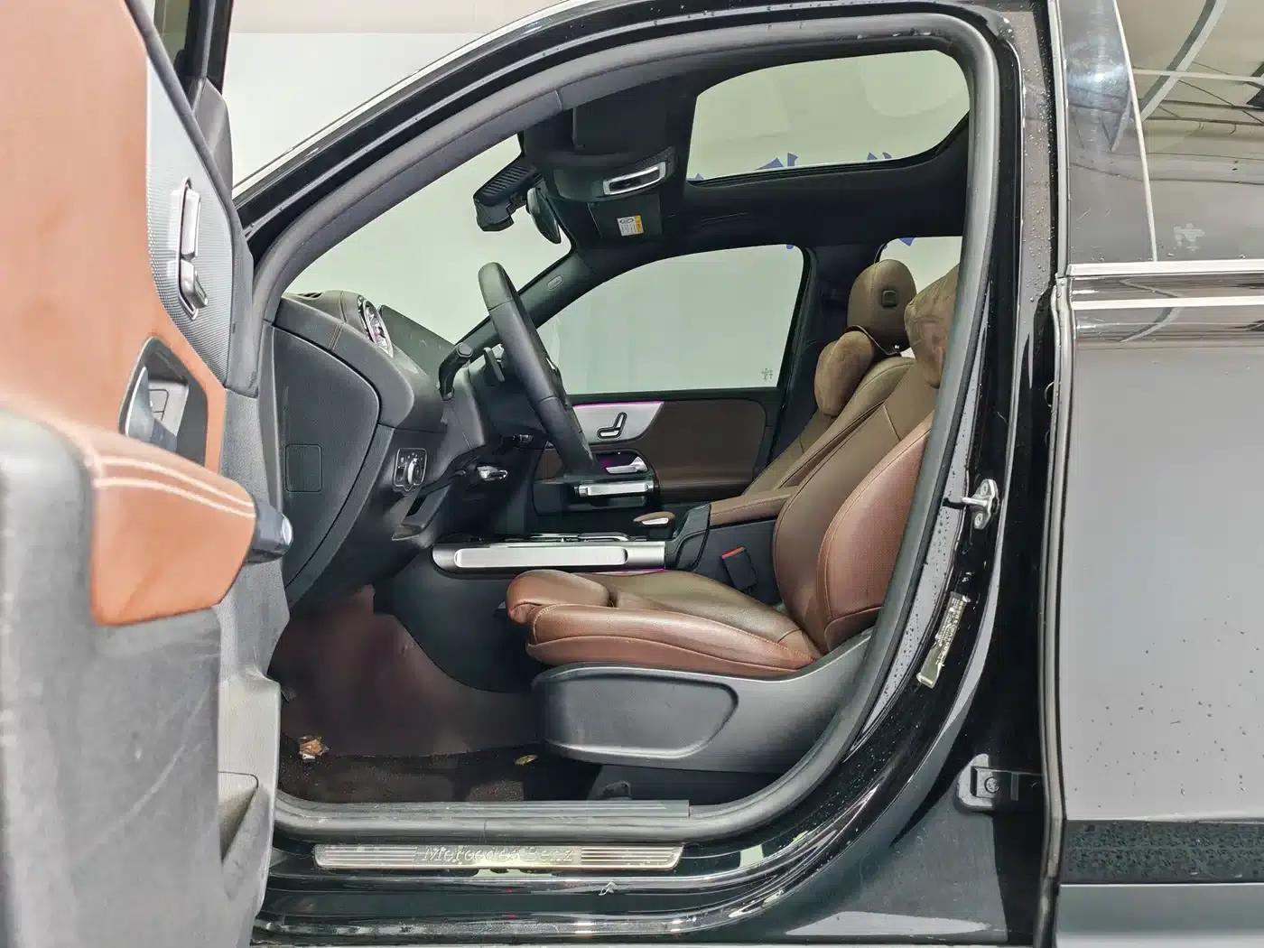 2021 Mercedes-Benz GLB 200 Dynamic — миниатюра 11