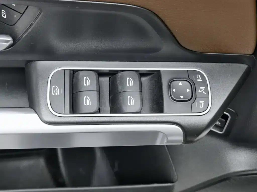 2022 Mercedes-Benz GLB 220 Dynamic — миниатюра 9