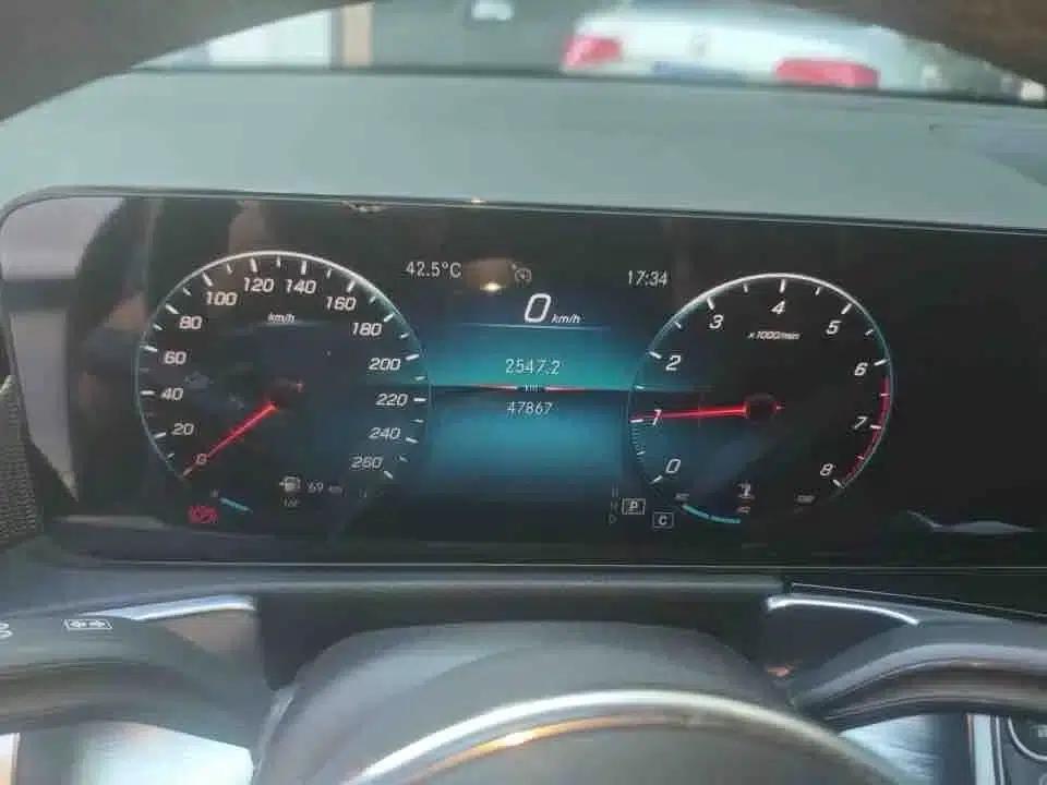 2020 Mercedes-Benz GLB 180 Fashion Edition — миниатюра 3