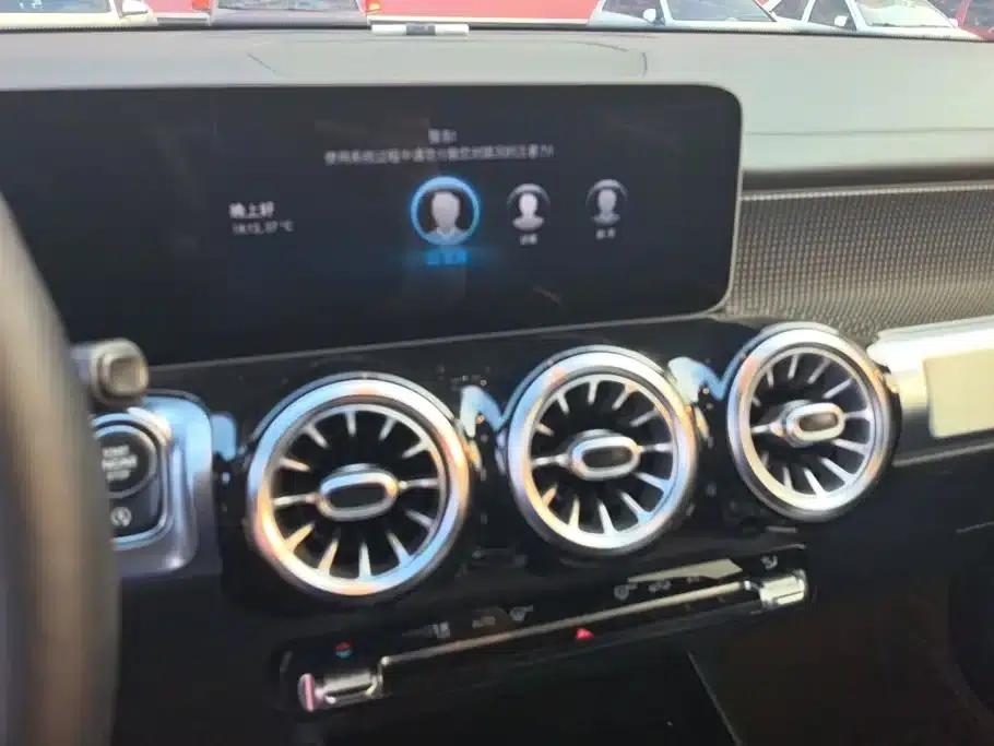 Mercedes-Benz GLB 2020 Facelift GLB 200 Dynamic — миниатюра 13