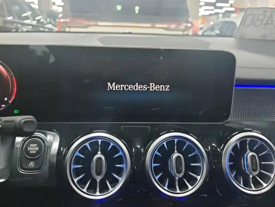 Mercedes-Benz GLB 2020 Fashion Edition — миниатюра 13