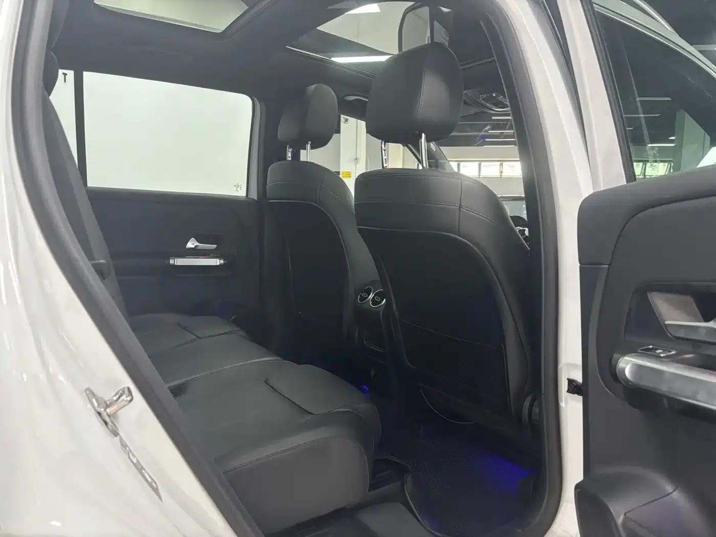 2021 Mercedes-Benz GLB 180 Dynamic — миниатюра 11