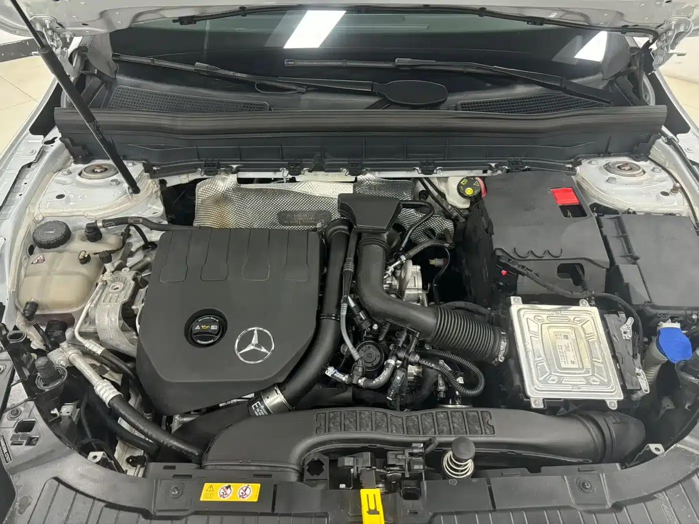 2021 Mercedes-Benz GLB 180 Dynamic — миниатюра 25