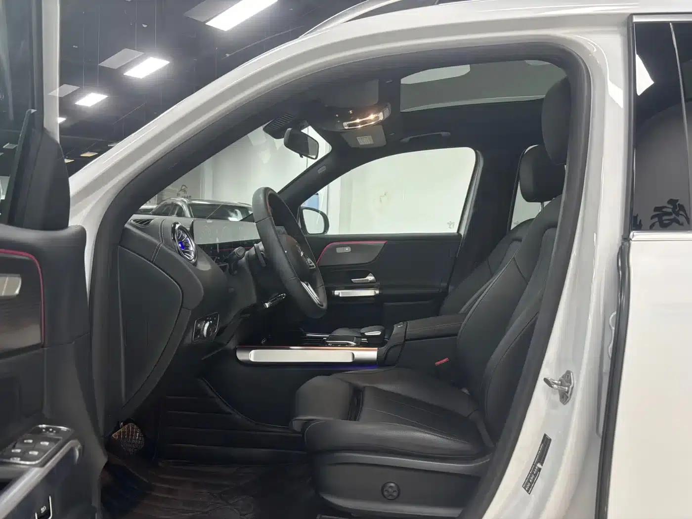 2021 Mercedes-Benz GLB 180 Dynamic — миниатюра 8