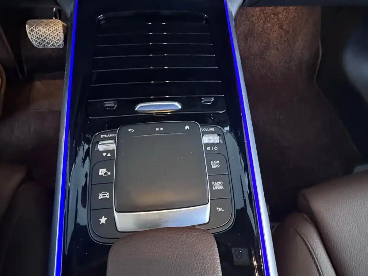 2022 Mercedes-Benz GLB 180 Dynamic — миниатюра 19