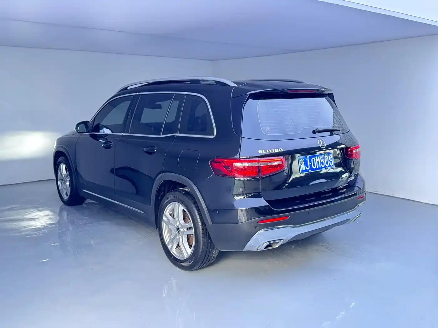 2022 Mercedes-Benz GLB 180 Dynamic — миниатюра 4
