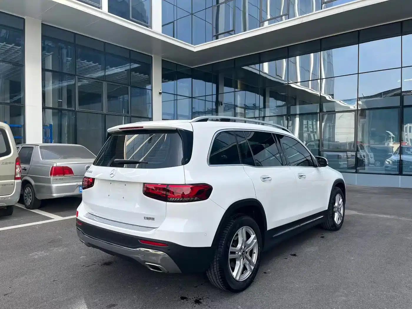 Mercedes-Benz GLB 2020 Fashion Edition — миниатюра 9